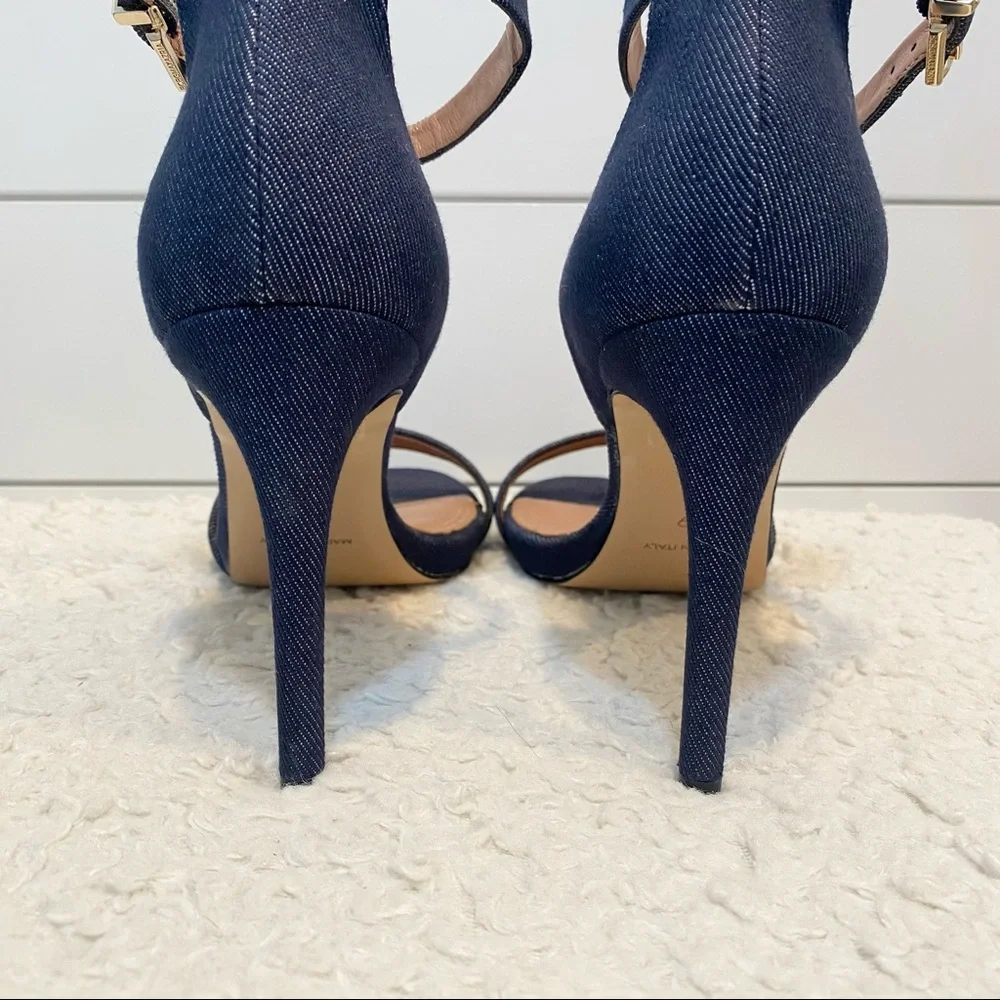 💕3/$50💕NWOT BcbgMaxAzria Denim Strap Heel Size 39 - Picture 10 of 14